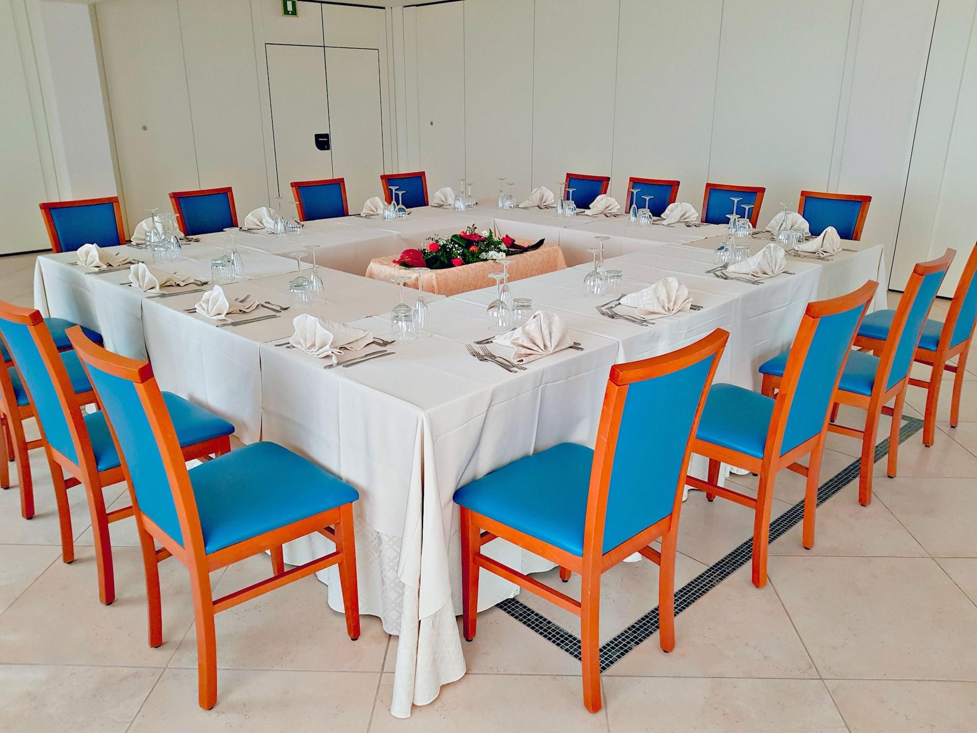Hotel Concorde Sant'Egidio alla Vibrata Kültér fotó