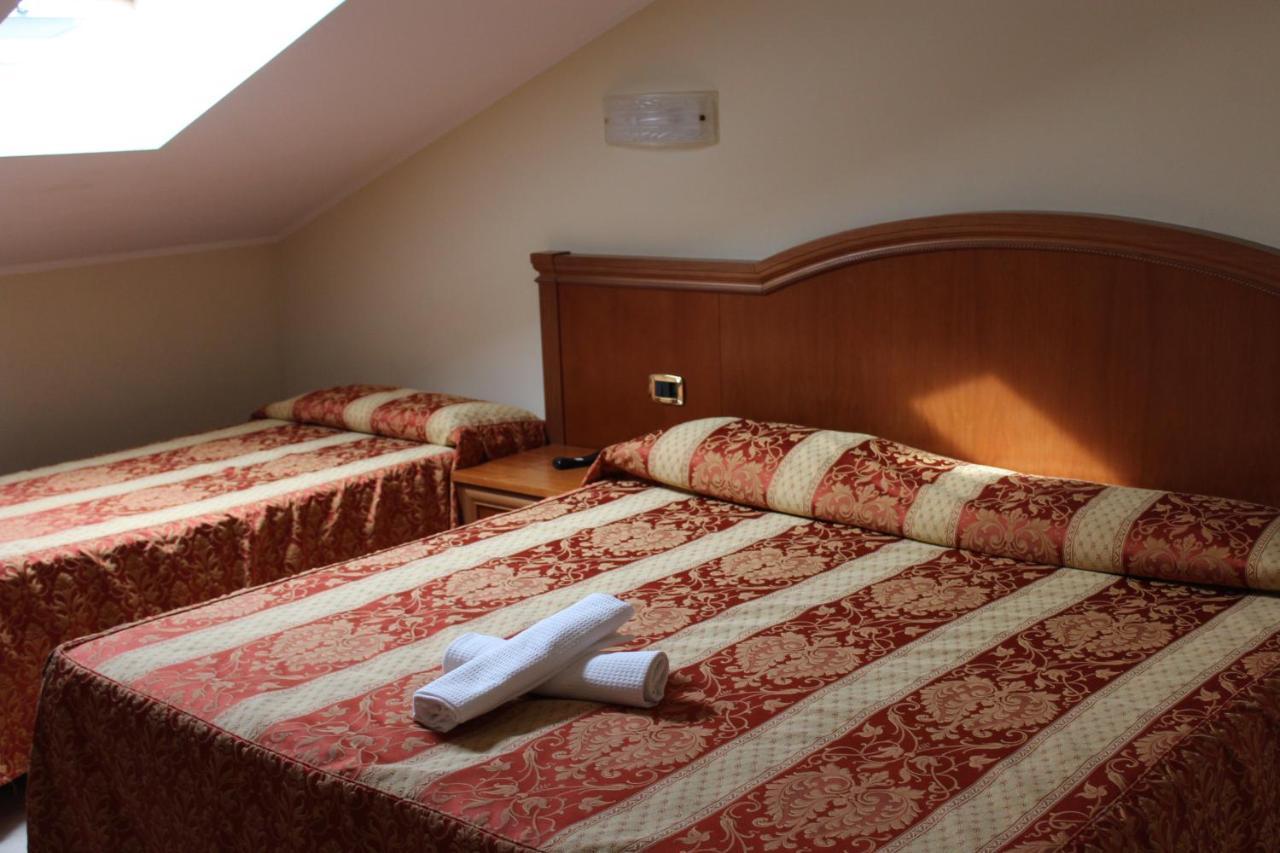 Hotel Concorde Sant'Egidio alla Vibrata Kültér fotó
