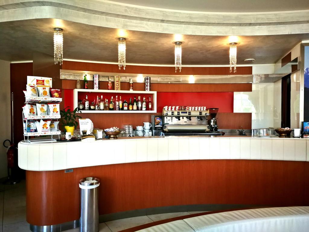 Hotel Concorde Sant'Egidio alla Vibrata Kültér fotó