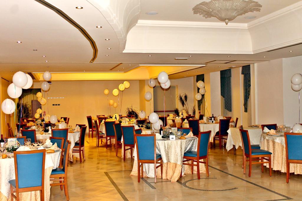 Hotel Concorde Sant'Egidio alla Vibrata Kültér fotó