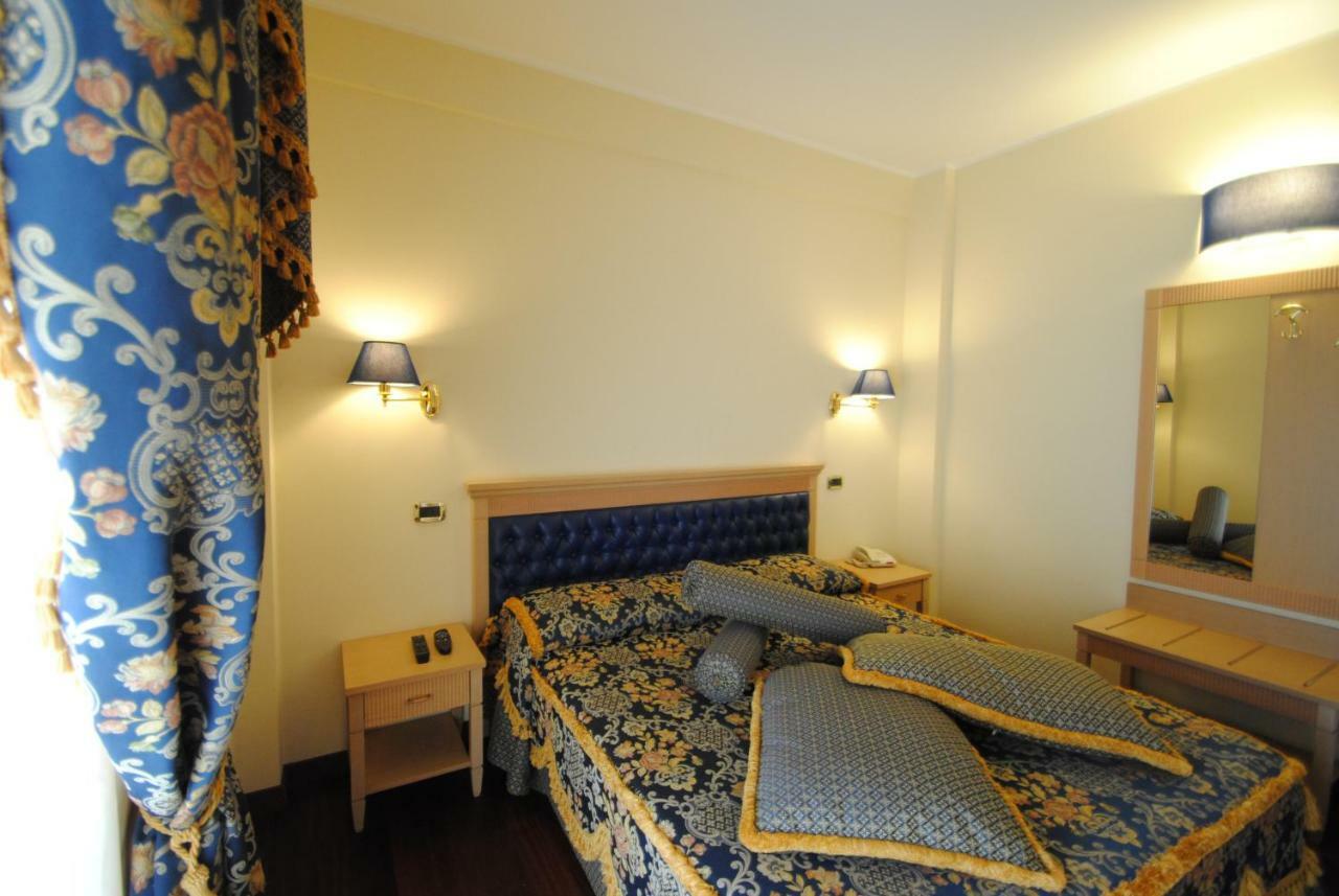 Hotel Concorde Sant'Egidio alla Vibrata Kültér fotó